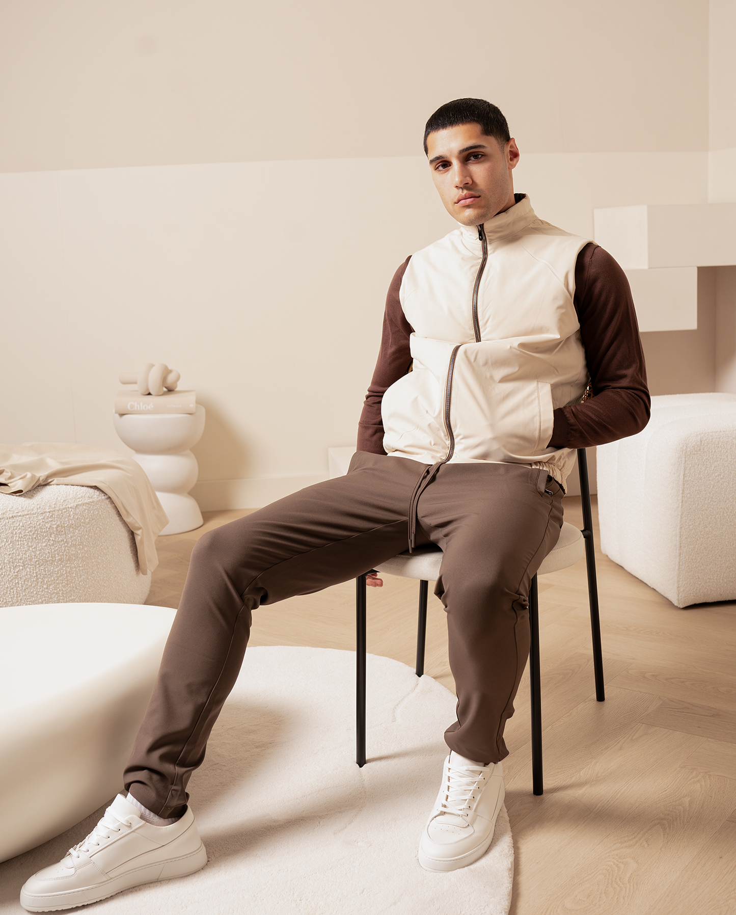 Reversible vest – ebony / beige