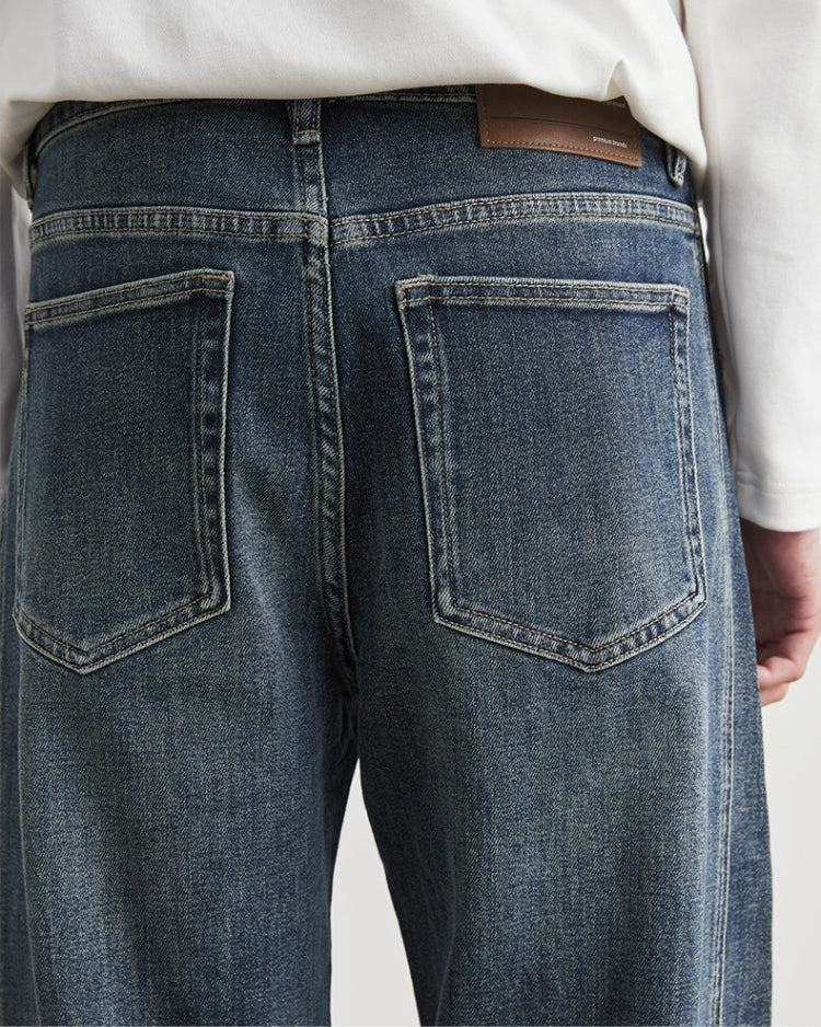 Oversized relaxed vintage jeans with Beni