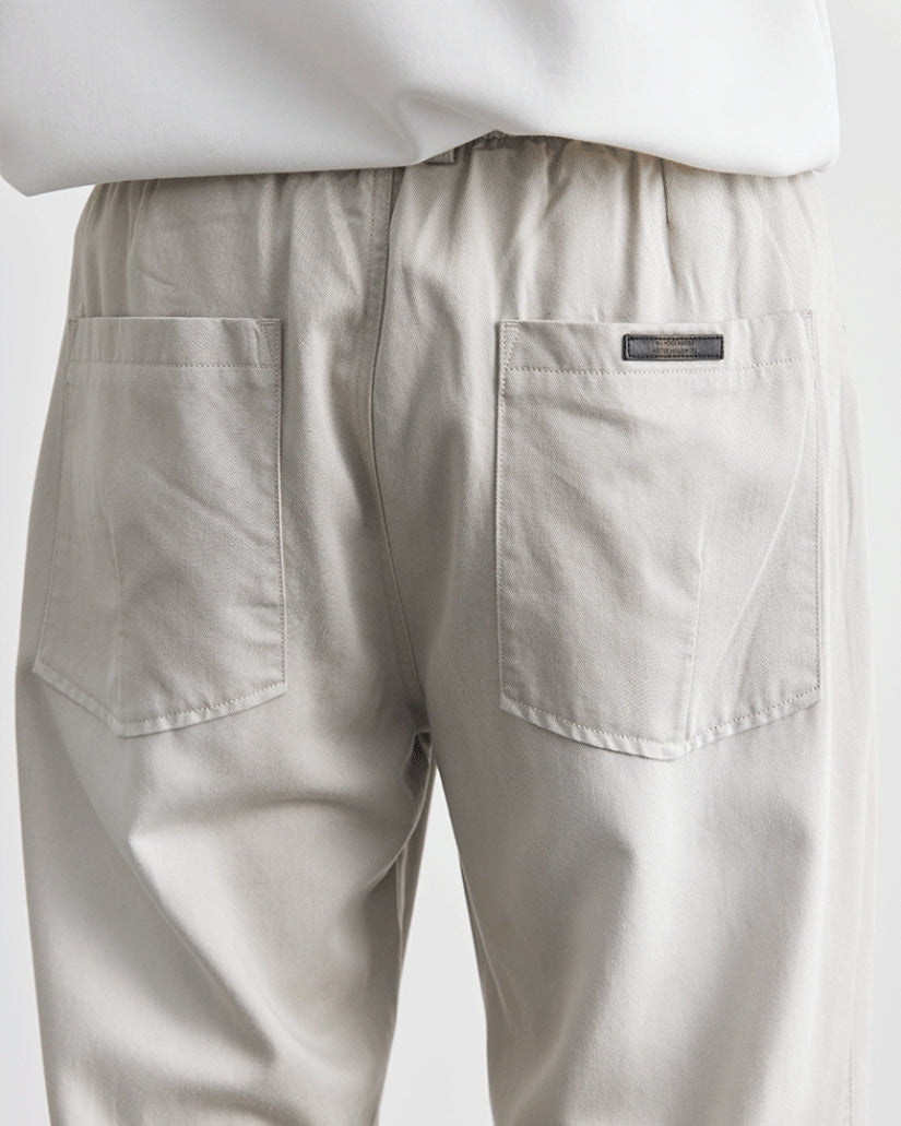 Baggy shoes with elastic waistband and jeans