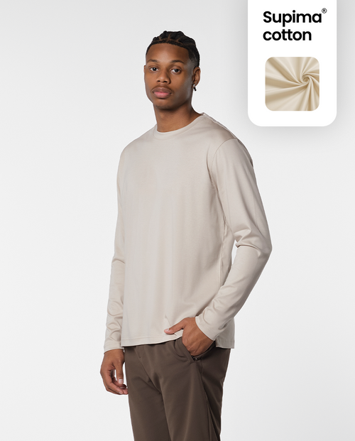 A luxury knitted T-shirt in beige