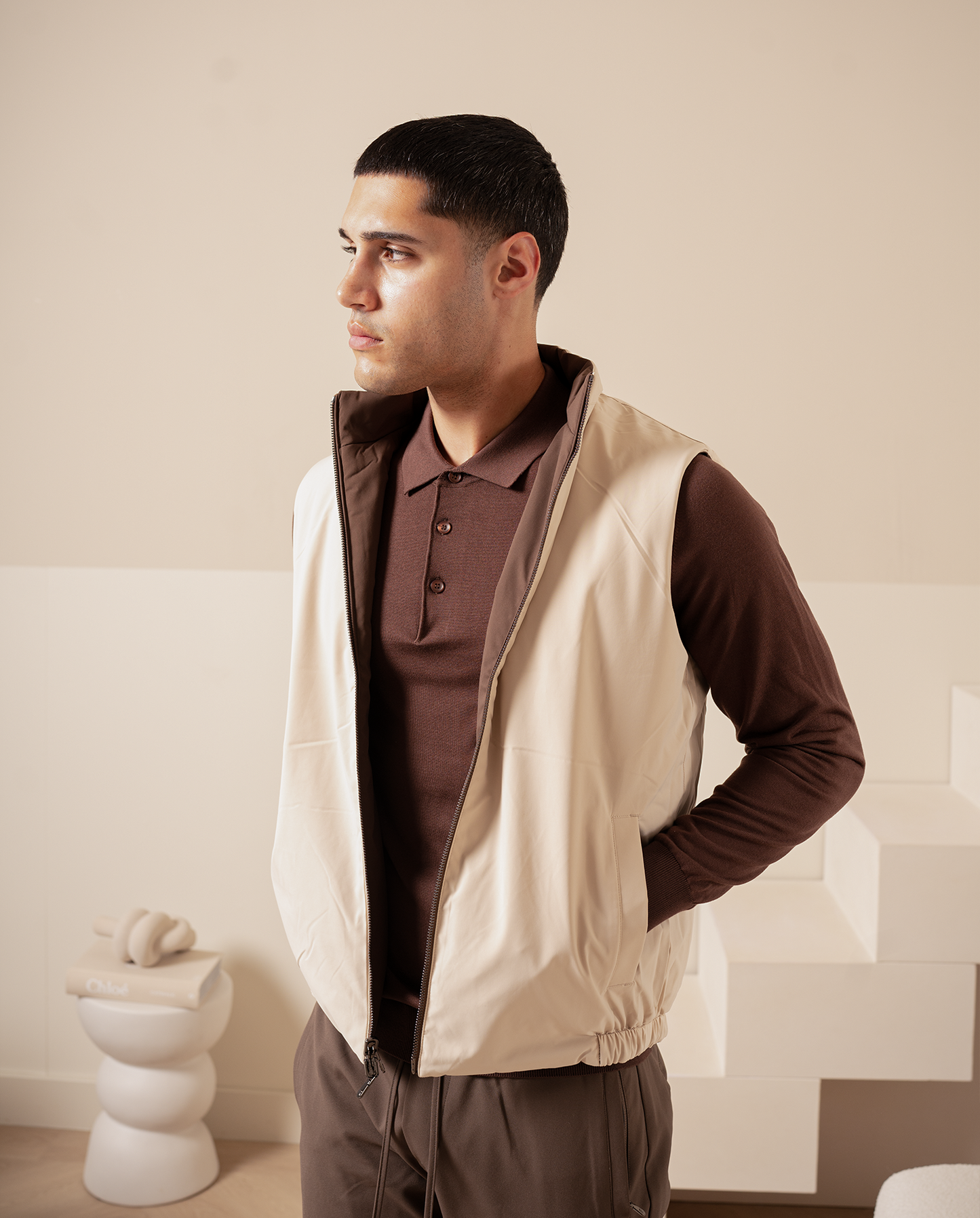 Reversible vest – ebony / beige