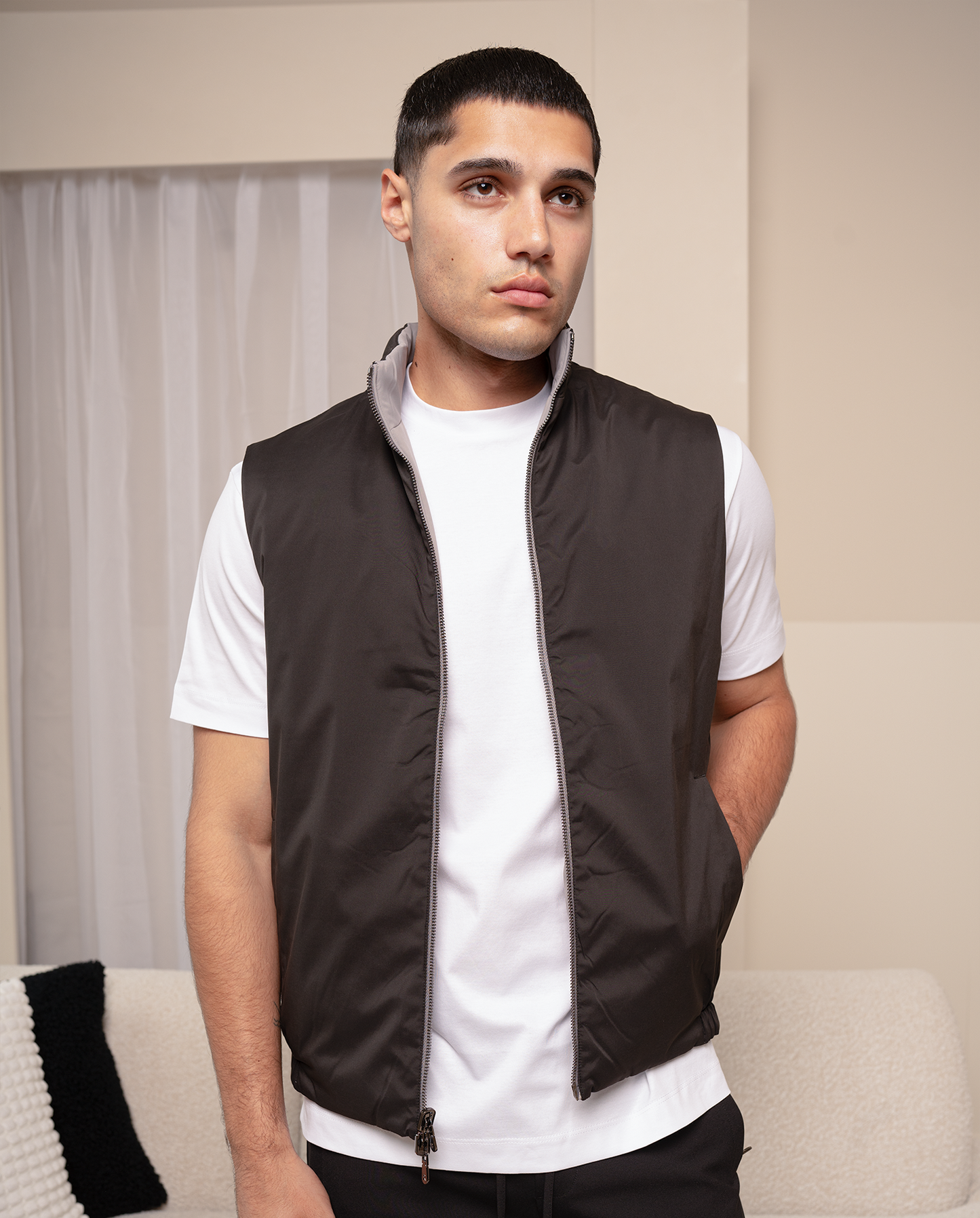 Reversible vest – black / gray